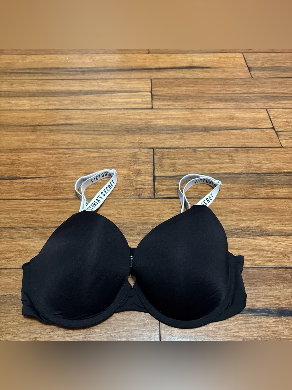 Victoria's Secret Bra Womens 34C Black T-Shirt Push-Up Full Coverage Spell Out
